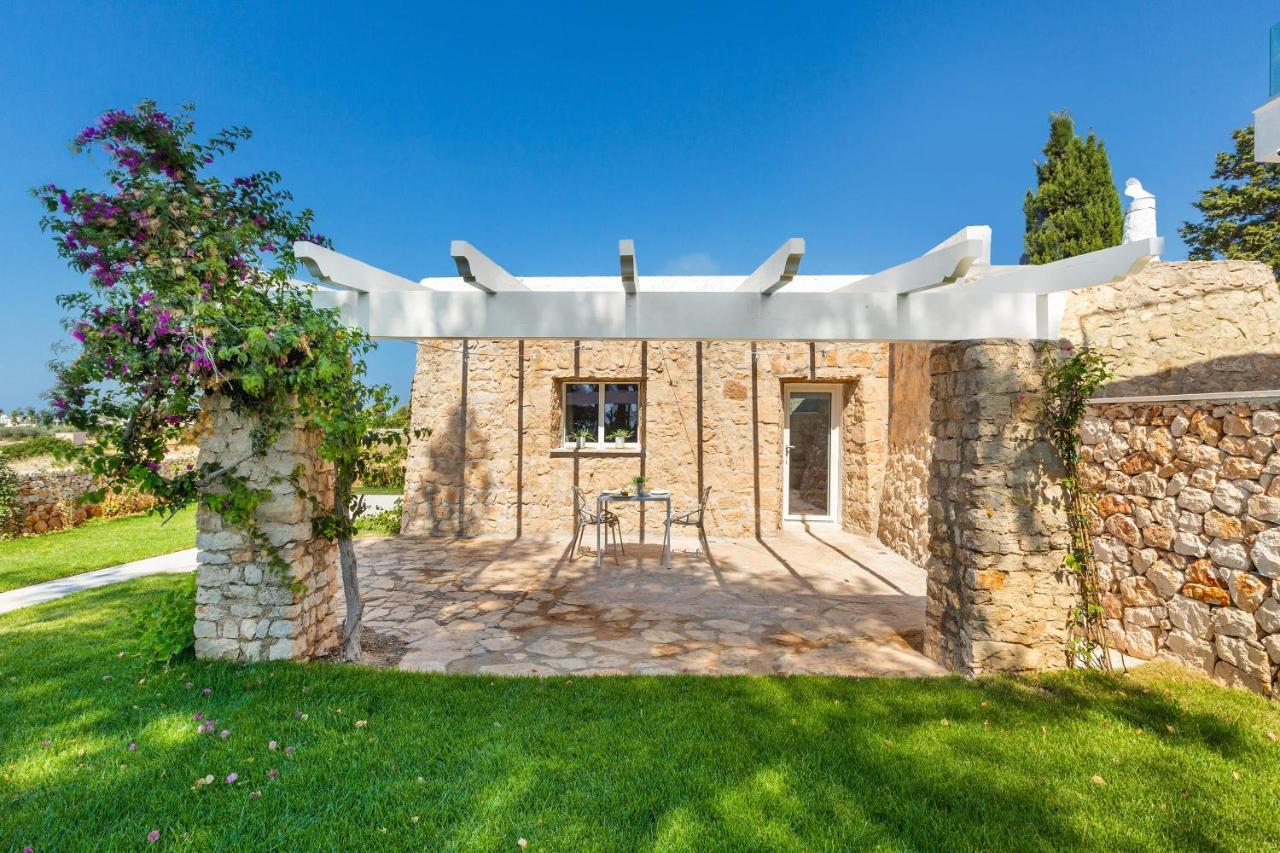 Perla Saracena Hotel & Restaurant Salve Exterior photo