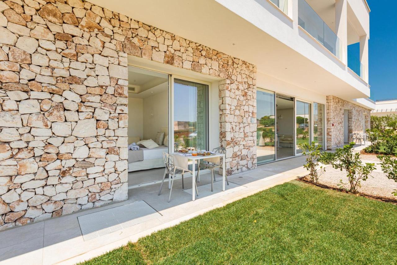Perla Saracena Hotel & Restaurant Salve Exterior photo