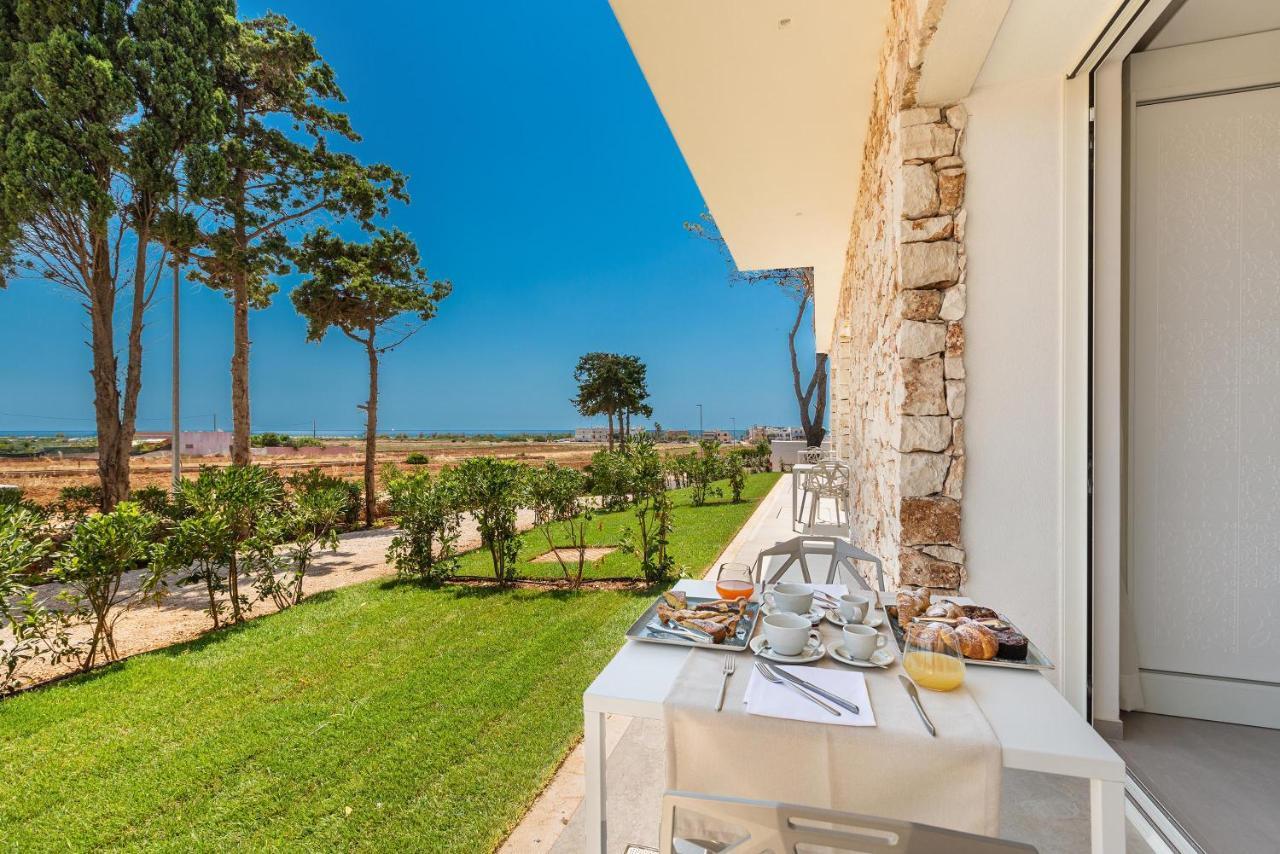Perla Saracena Hotel & Restaurant Salve Exterior photo